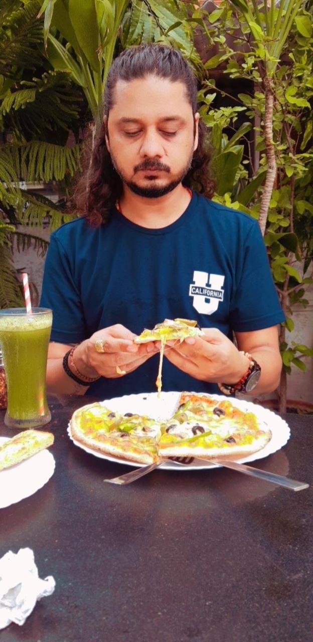 You And I Cafe Varanasi Luaran gambar